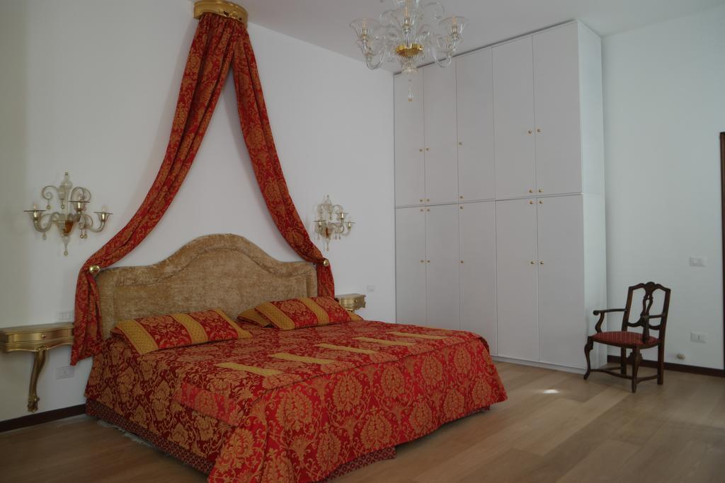 Savoia E Jolanda Venice