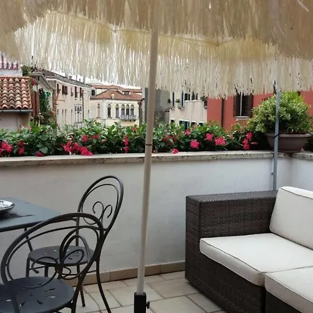 Savoia E Jolanda Apartments Venice Exterior photo