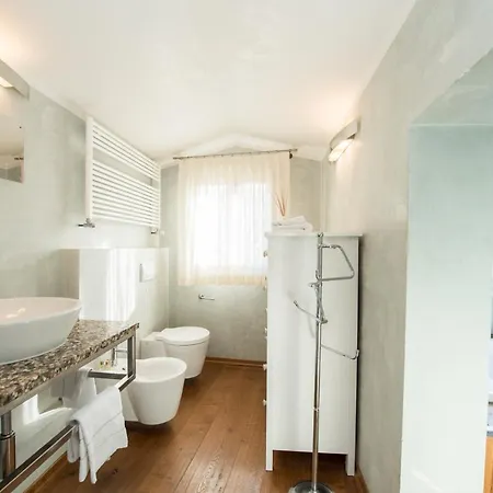 Savoia E Jolanda Apartments Venice Exterior photo