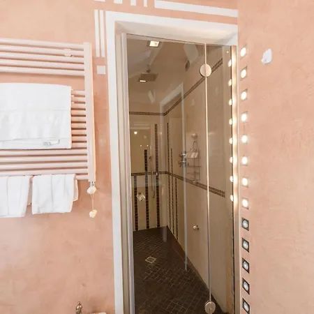 Savoia E Jolanda Apartments Venice Exterior photo