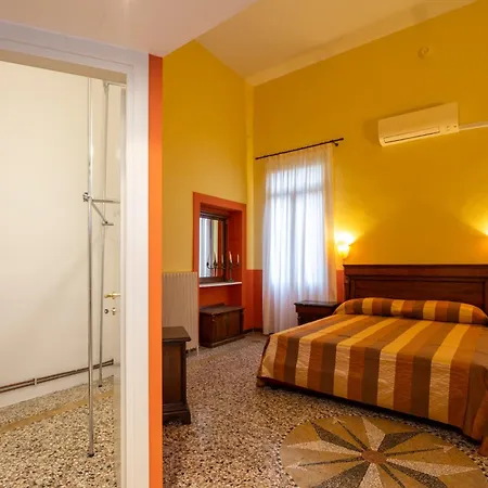 Savoia E Jolanda Apartments Venice Exterior photo
