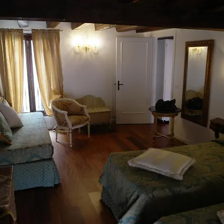 Savoia E Jolanda Apartments Venice Exterior photo