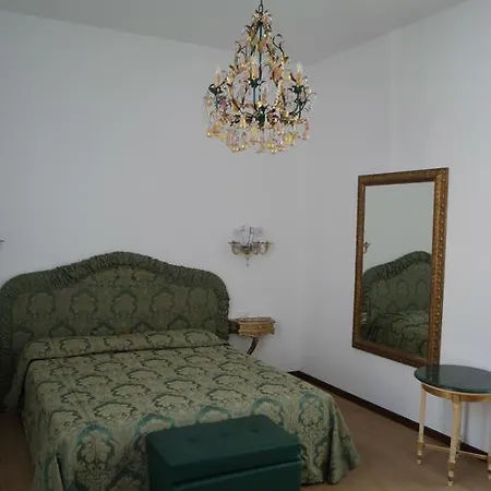 Savoia E Jolanda Apartments Venice Exterior photo