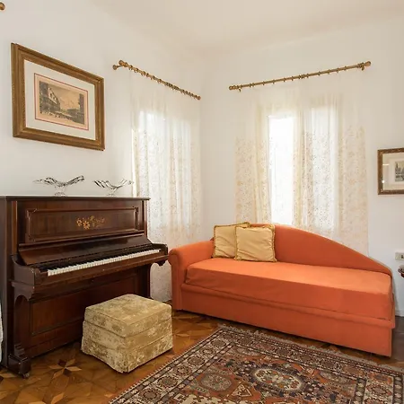 Savoia E Jolanda Apartments Venice Exterior photo