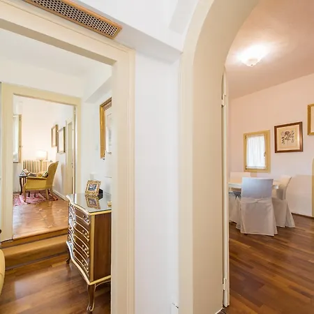 Savoia E Jolanda Apartments Venice Exterior photo
